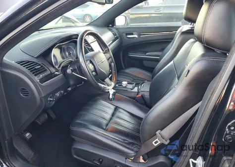 2021 Chrysler 300 S z USA, uszkodzony, nr VIN 2C3CCABG6MH549907